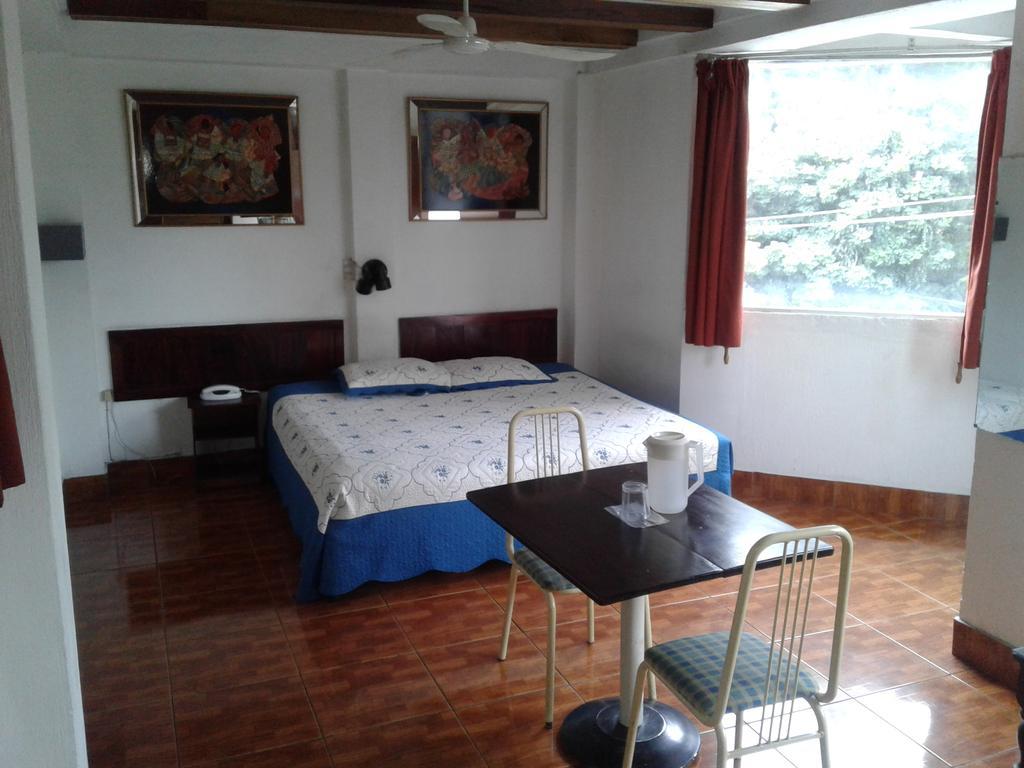 Hotel Posada Proceres Гватемала Номер фото